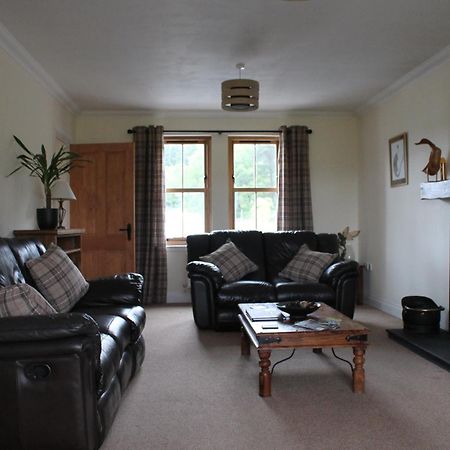 Bed and Breakfast Ach-Na-Sidhe Dores Екстер'єр фото