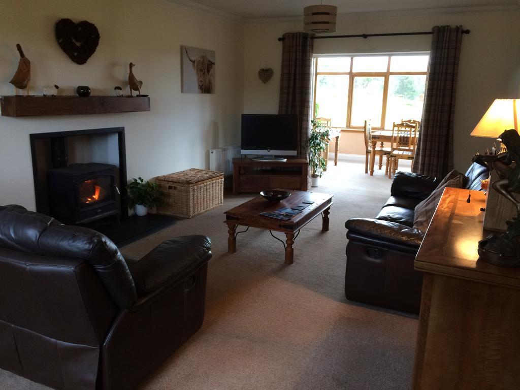 Bed and Breakfast Ach-Na-Sidhe Dores Екстер'єр фото