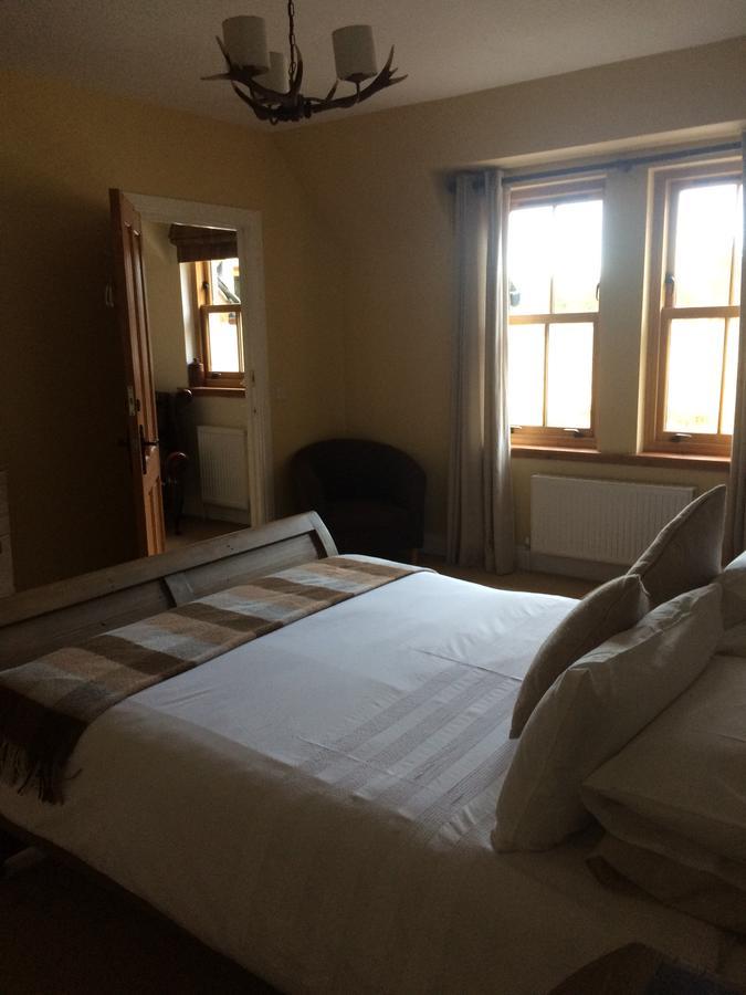 Bed and Breakfast Ach-Na-Sidhe Dores Екстер'єр фото